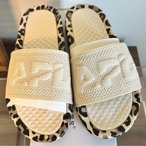APL Big Logo TechLoom Slides-Cream/Beige Leopard animal print